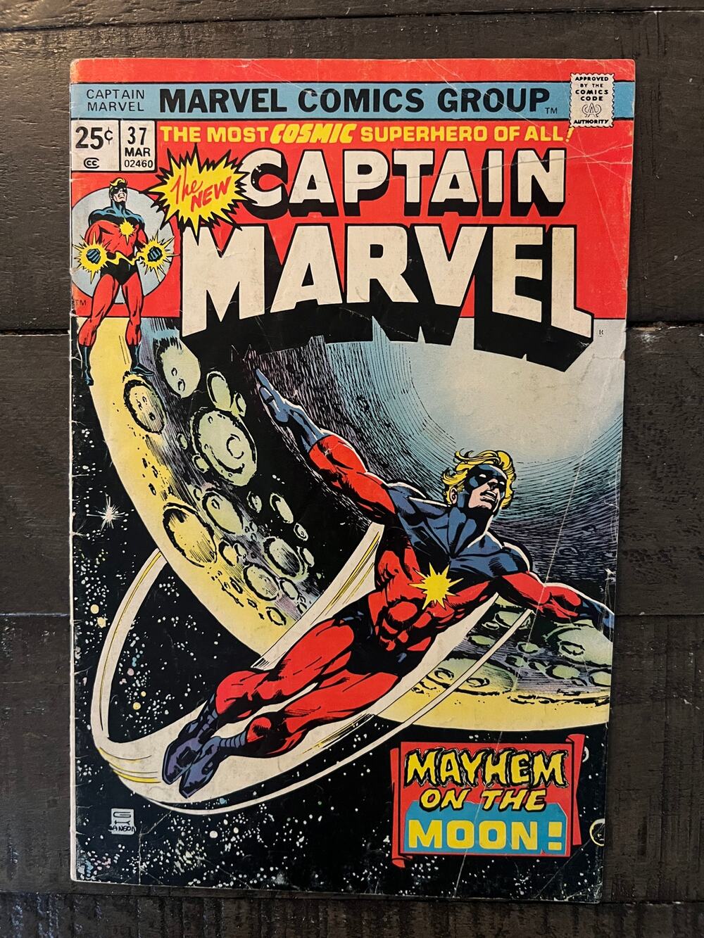 VINTAGE 1975 Marvel "CAPTAIN MARVEL" - VG/Uncommon - Over 51 Years Old!